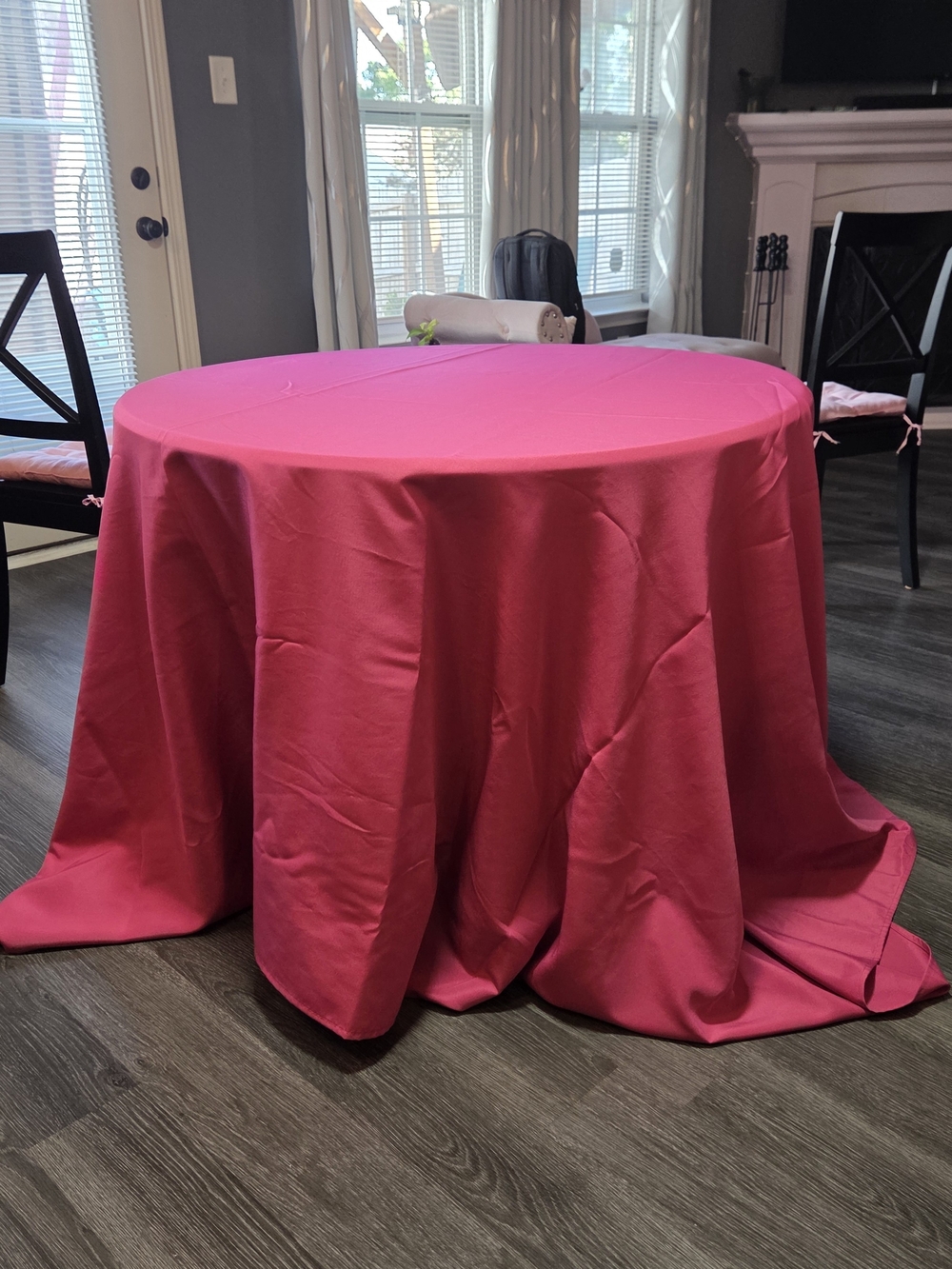 Hot Pink Round Tablecloth - Home Dining